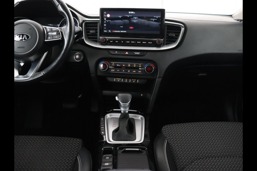 Kia Ceed 1.6 GDI PHEV DynamicPlusLine | Stoel & stuurverwarming | Adaptive cruise | Memory | Camera | Carplay | Full LED | Achterbankverwarming | Navigatie | Keyless