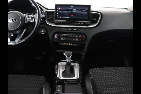 Kia Ceed 1.6 GDI PHEV DynamicPlusLine | Stoel & stuurverwarming | Adaptive cruise | Memory | Camera | Carplay | Full LED | Achterbankverwarming | Navigatie | Keyless