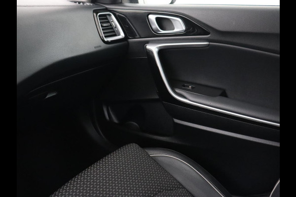 Kia Ceed 1.6 GDI PHEV DynamicPlusLine | Stoel & stuurverwarming | Adaptive cruise | Memory | Camera | Carplay | Full LED | Achterbankverwarming | Navigatie | Keyless