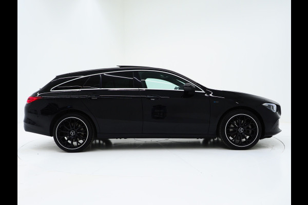 Mercedes-Benz CLA-Klasse Shooting Brake 250e Panamericana | Panoramadak | Sfeerverlichting | Leder | Camera | Widescreen | DAB