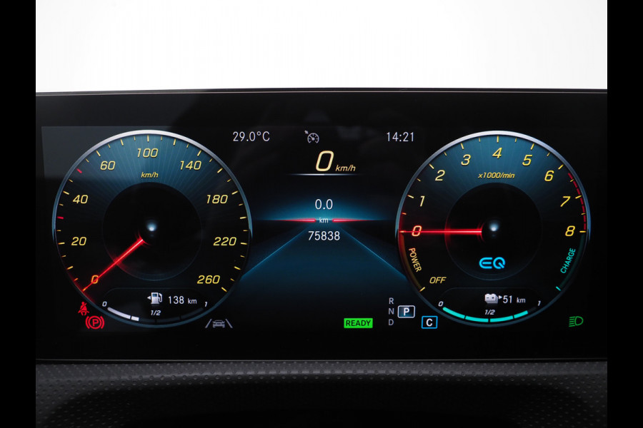 Mercedes-Benz CLA-Klasse Shooting Brake 250e Panamericana | Panoramadak | Sfeerverlichting | Leder | Camera | Widescreen | DAB