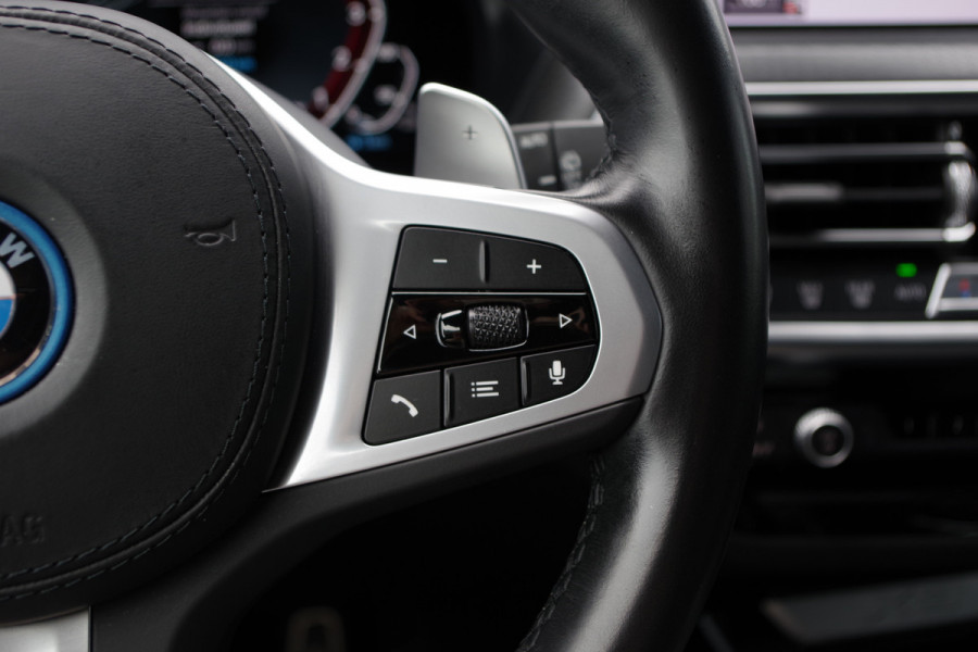 BMW X3 xDrive30e 293 PK High Executive M-sport PHEV, Trekhaak, Head-Up, Adap. Cruise Control