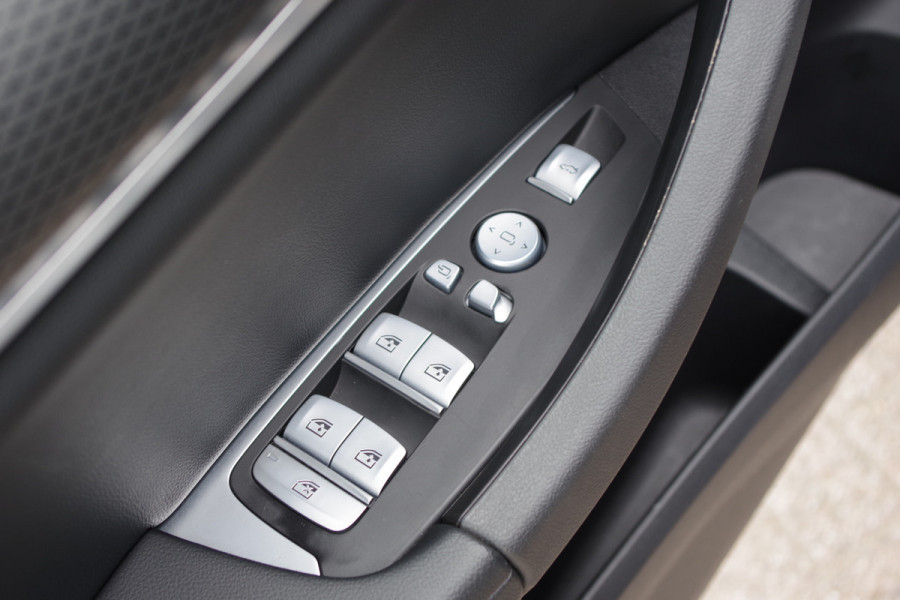 BMW X3 xDrive30e 293 PK High Executive M-sport PHEV, Trekhaak, Head-Up, Adap. Cruise Control