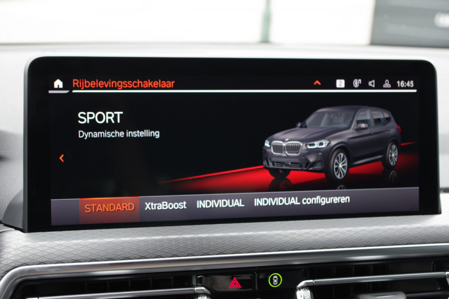 BMW X3 xDrive30e 293 PK High Executive M-sport PHEV, Trekhaak, Head-Up, Adap. Cruise Control