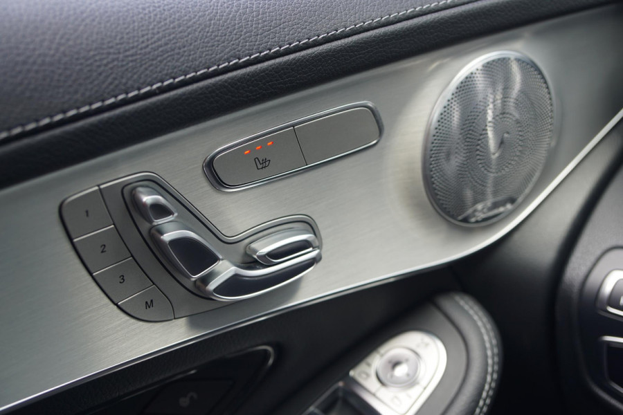 Mercedes-Benz GLC 250 4MATIC AMG + BURMESTER / LUCHTVERING / PANORAMADAK / 360 CAMERA / TREKHAAK