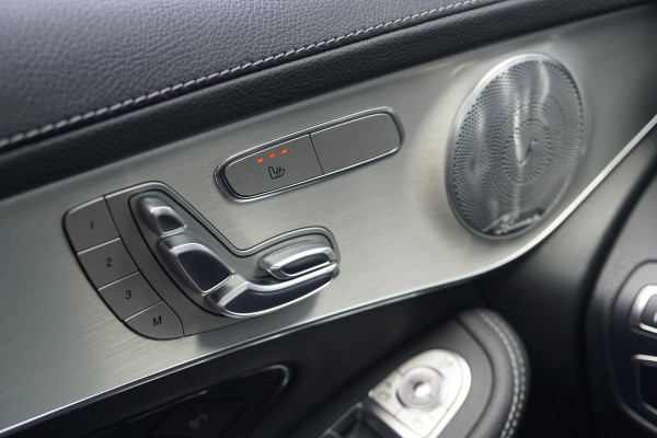 Mercedes-Benz GLC 250 4MATIC AMG + BURMESTER / LUCHTVERING / PANORAMADAK / 360 CAMERA / TREKHAAK