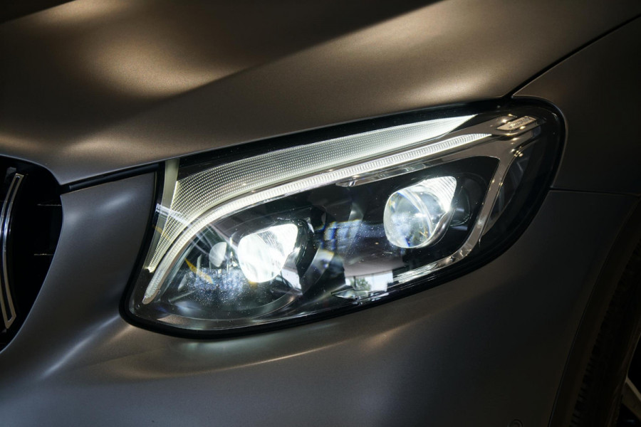 Mercedes-Benz GLC 250 4MATIC AMG + BURMESTER / LUCHTVERING / PANORAMADAK / 360 CAMERA / TREKHAAK