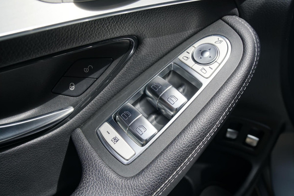 Mercedes-Benz GLC 250 4MATIC AMG + BURMESTER / LUCHTVERING / PANORAMADAK / 360 CAMERA / TREKHAAK