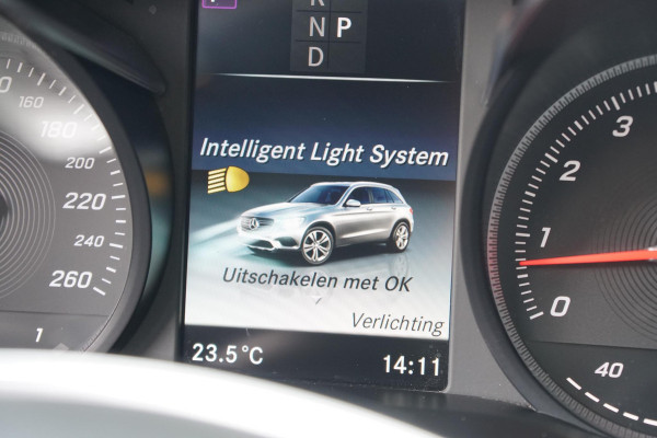 Mercedes-Benz GLC 250 4MATIC AMG + BURMESTER / LUCHTVERING / PANORAMADAK / 360 CAMERA / TREKHAAK