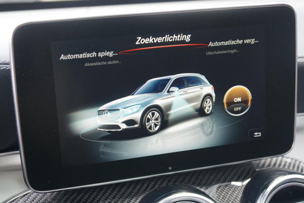 Mercedes-Benz GLC 250 4MATIC AMG + BURMESTER / LUCHTVERING / PANORAMADAK / 360 CAMERA / TREKHAAK