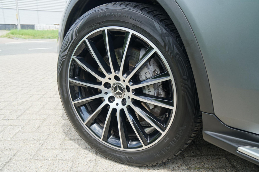 Mercedes-Benz GLC 250 4MATIC AMG + BURMESTER / LUCHTVERING / PANORAMADAK / 360 CAMERA / TREKHAAK