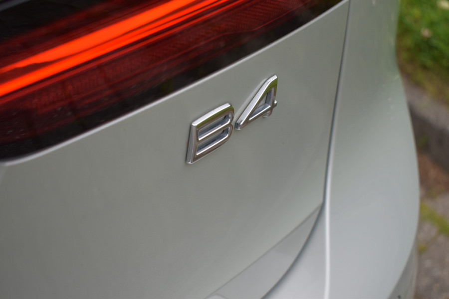 Volvo V90 B4 Mild-Hybride 197PK Inscription | Diesel | Bowers & Willkins | Head-Up | BLIS | El. Trekhaak |