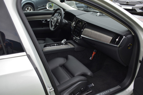 Volvo V90 B4 Mild-Hybride 197PK Inscription | Diesel | Bowers & Willkins | Head-Up | BLIS | El. Trekhaak |