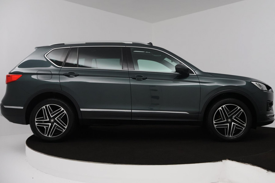Seat Tarraco 1.5 TSI Xcellence (PANORAMADAK, ACHTERUITRIJCAMERA, PARKEERSENSOREN, NAVIGATIE, CRUISE ADAPTIEF, GOED ONDERHOUDEN)