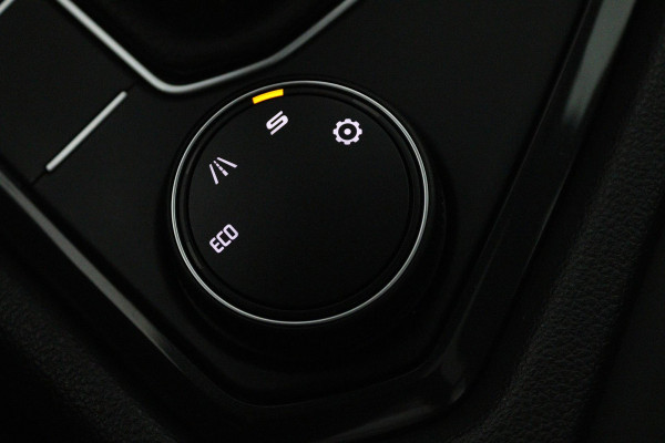 Seat Tarraco 1.5 TSI Xcellence (PANORAMADAK, ACHTERUITRIJCAMERA, PARKEERSENSOREN, NAVIGATIE, CRUISE ADAPTIEF, GOED ONDERHOUDEN)