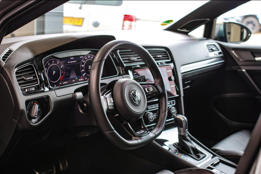 Volkswagen Golf 2.0 TSI 4Motion R *Pano*Individual kleur*Dynaudio*Leder*
