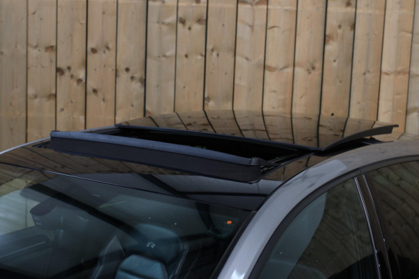 Volkswagen Golf 2.0 TSI 4Motion R *Pano*Individual kleur*Dynaudio*Leder*