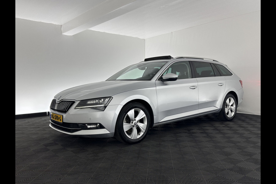 Škoda Superb Combi 1.6 TDI Clever Edition (INCL-BTW) Aut. *PANO | BI-XENON | MEMORY-PACK | NAVI-FULLMAP | HEATED-COMFORTSEATS | ECC | PRIVACY-GLASS | PARKPILOT | SHIFT-PADDLES | AMUNDSEN-AUDIO | CRUISE | TOWBAR | 17''ALU*
