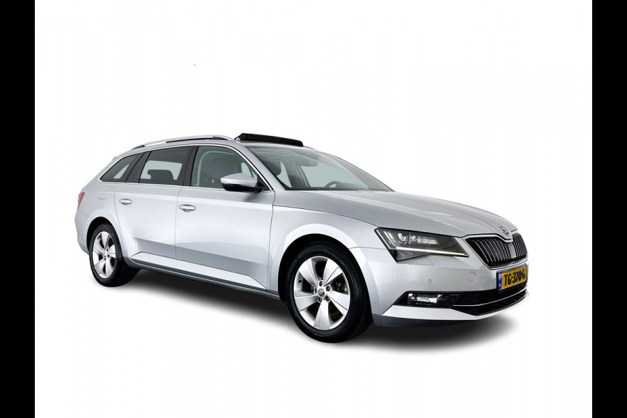 Škoda Superb Combi 1.6 TDI Clever Edition (INCL-BTW) Aut. *PANO | BI-XENON | MEMORY-PACK | NAVI-FULLMAP | HEATED-COMFORTSEATS | ECC | PRIVACY-GLASS | PARKPILOT | SHIFT-PADDLES | AMUNDSEN-AUDIO | CRUISE | TOWBAR | 17''ALU*