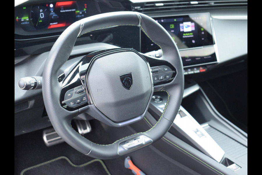 Peugeot 408 1.2 PureTech GT 130 EAT8 SCHUIF- KANTELDAK | 360 CAMERA MET SENSOREN | ELEKTRISCHE ACHTERKLEP | ALCANTARA BEKLEDING