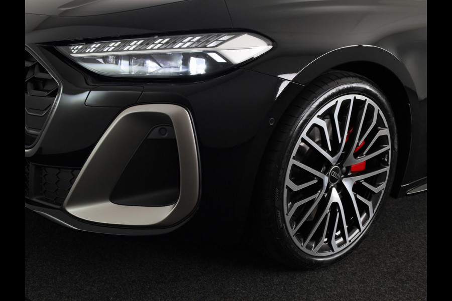 Audi A5 Avant 2.0 e-hybrid quattro S edition Competition 367pk | Panoramdak | Trekhaak | Matrix | Keyless | Adaptieve cruise controle