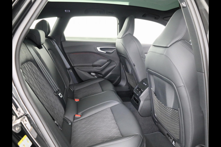 Audi A5 Avant 2.0 e-hybrid quattro S edition Competition 367pk | Panoramdak | Trekhaak | Matrix | Keyless | Adaptieve cruise controle
