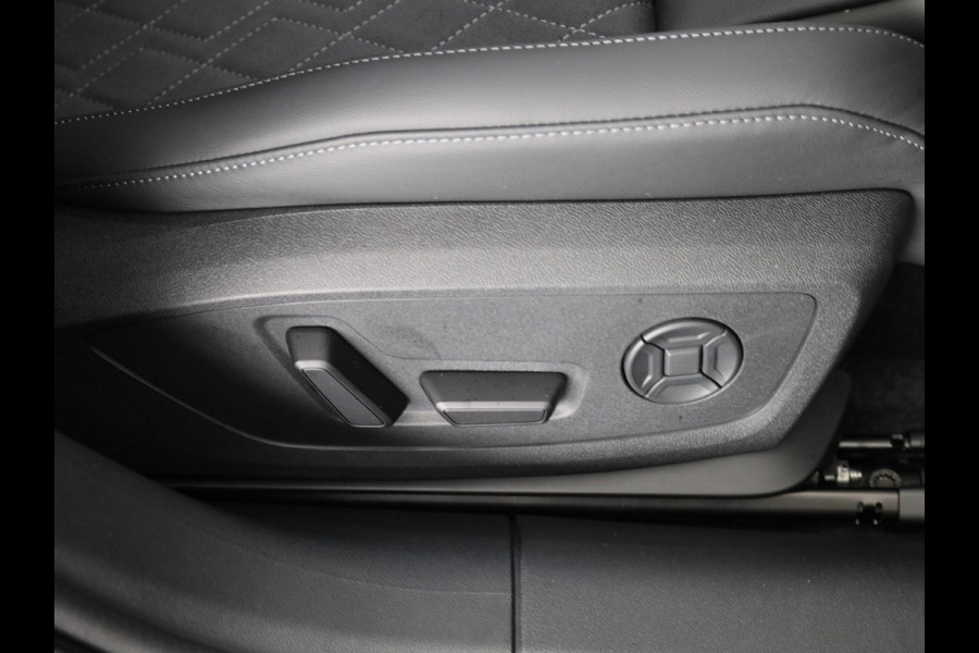 Audi A5 Avant 2.0 e-hybrid quattro S edition Competition 367pk | Panoramdak | Trekhaak | Matrix | Keyless | Adaptieve cruise controle