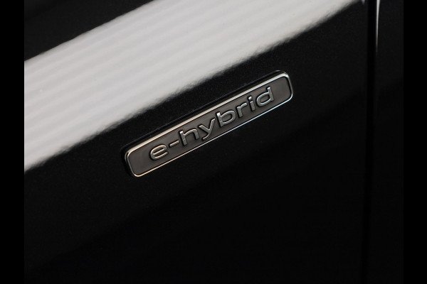 Audi A5 Avant 2.0 e-hybrid quattro S edition Competition 367pk | Panoramdak | Trekhaak | Matrix | Keyless | Adaptieve cruise controle