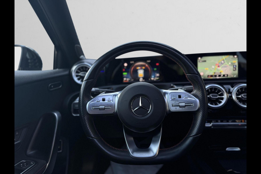 Mercedes-Benz A-Klasse 250 eAut. 218PK e AMG Line leder Pano Burmester Surround