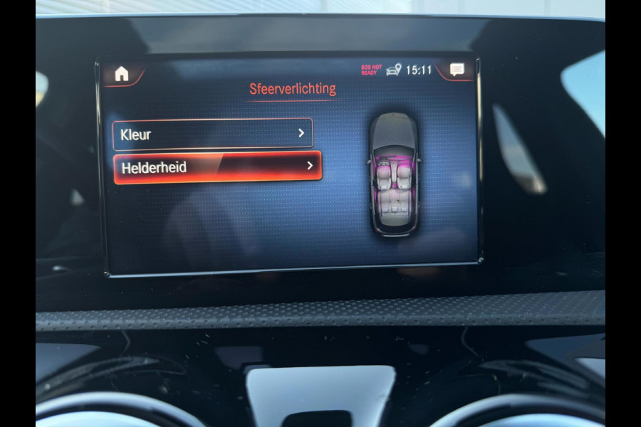 Mercedes-Benz A-Klasse 250 eAut. 218PK e AMG Line leder Pano Burmester Surround