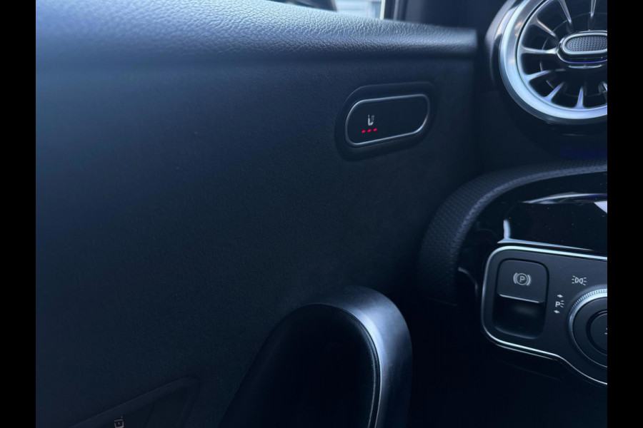 Mercedes-Benz A-Klasse 250 eAut. 218PK e AMG Line leder Pano Burmester Surround