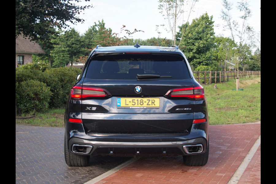 BMW X5 xDrive45e High Executive | M-Pakket | Glazen Panorama-dak | Camera | NL-Auto |