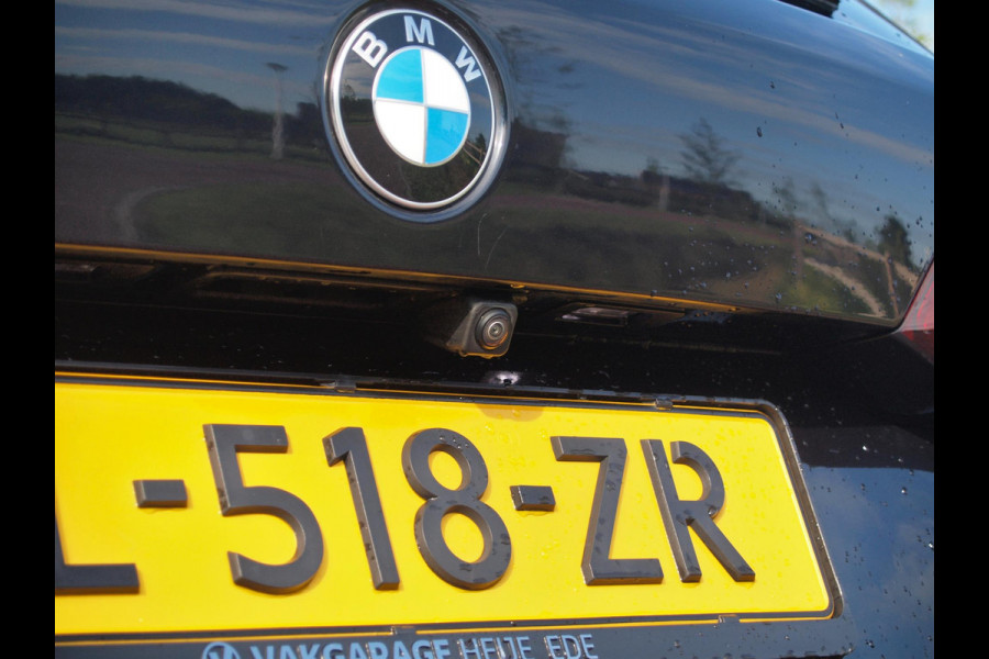 BMW X5 xDrive45e High Executive | M-Pakket | Glazen Panorama-dak | Camera | NL-Auto |