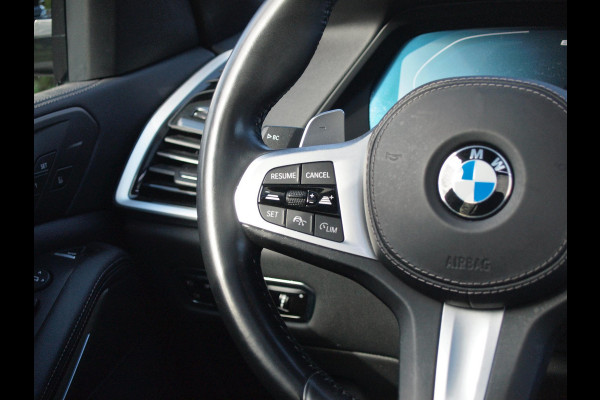 BMW X5 xDrive45e High Executive | M-Pakket | Glazen Panorama-dak | Camera | NL-Auto |