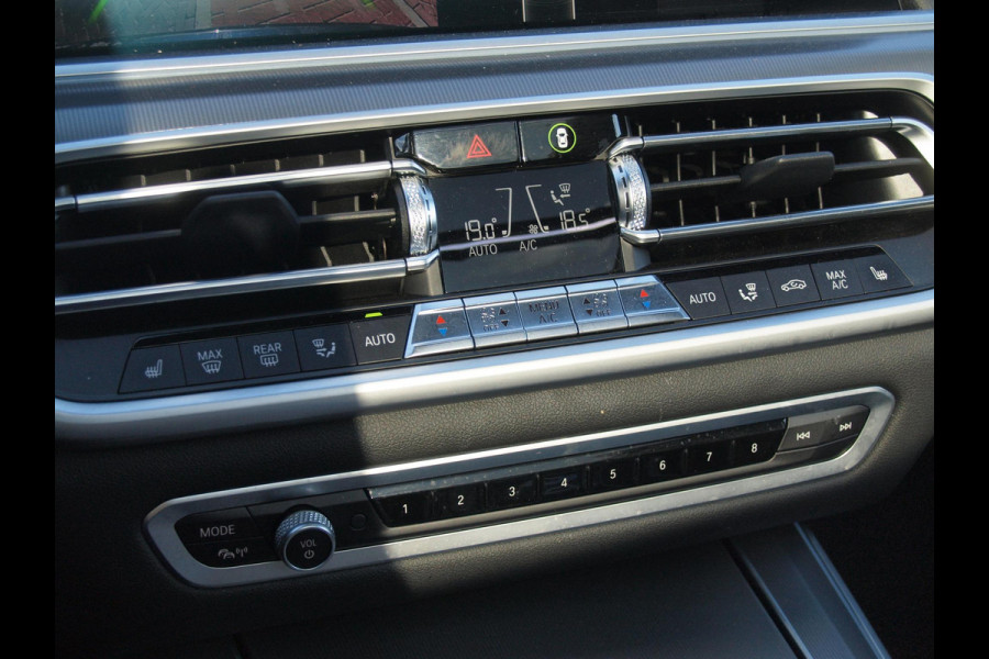 BMW X5 xDrive45e High Executive | M-Pakket | Glazen Panorama-dak | Camera | NL-Auto |