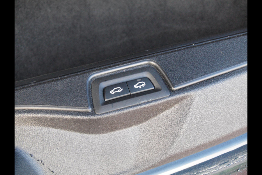 BMW X5 xDrive45e High Executive | M-Pakket | Glazen Panorama-dak | Camera | NL-Auto |