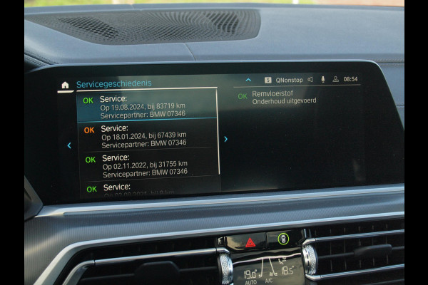 BMW X5 xDrive45e High Executive | M-Pakket | Glazen Panorama-dak | Camera | NL-Auto |