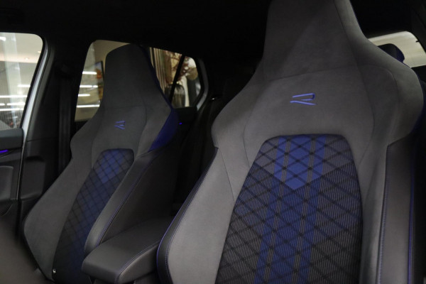 Volkswagen Golf 2.0 TSI R 4Motion Akra/Pano/Camera/Carplay/VOL