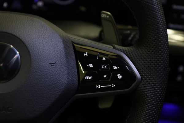 Volkswagen Golf 2.0 TSI R 4Motion Akra/Pano/Camera/Carplay/VOL