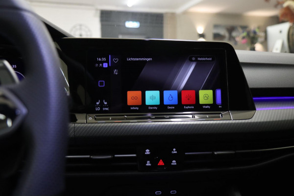 Volkswagen Golf 2.0 TSI R 4Motion Akra/Pano/Camera/Carplay/VOL
