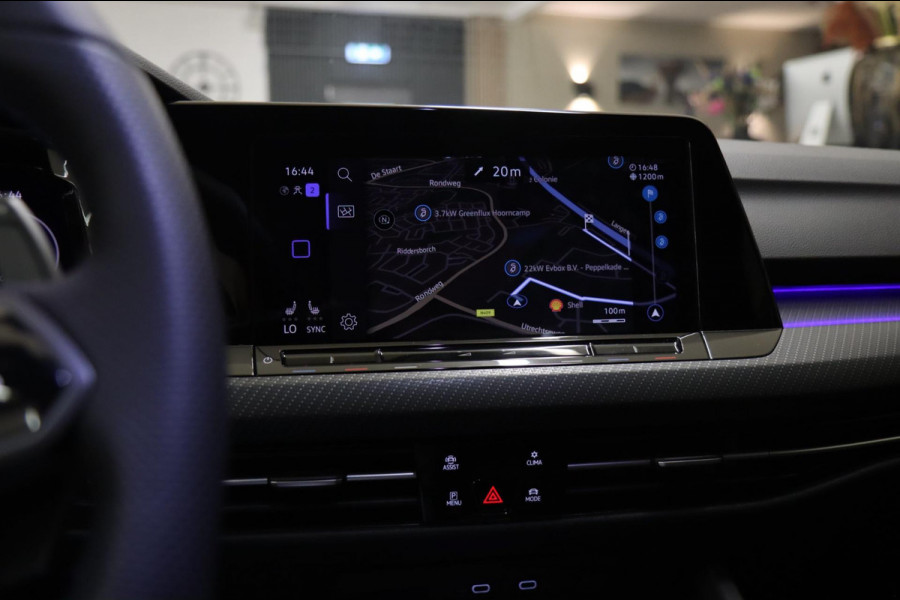 Volkswagen Golf 2.0 TSI R 4Motion Akra/Pano/Camera/Carplay/VOL