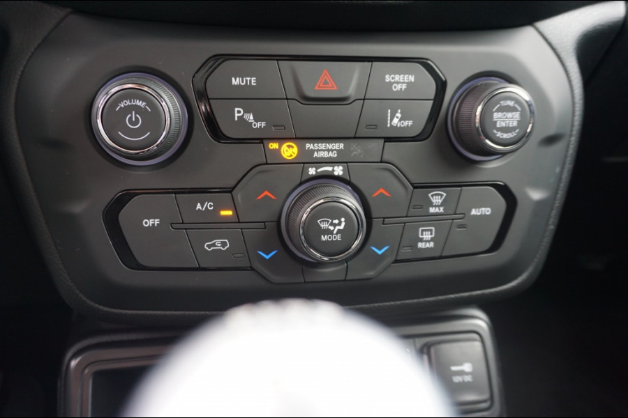 Jeep Renegade 120PK Limited ADAPTIVE | NAVI | 19'LMV | PARKSENS V+A | LEER!