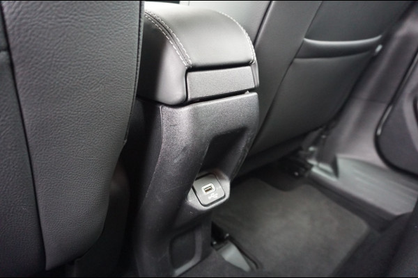 Jeep Renegade 120PK Limited ADAPTIVE | NAVI | 19'LMV | PARKSENS V+A | LEER!