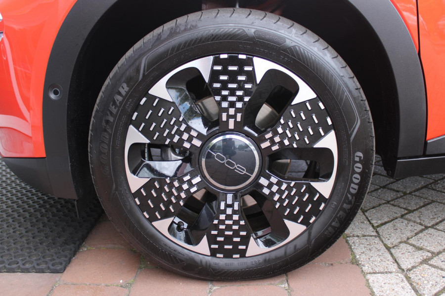 Fiat 600 1.2 110PK Hybrid LA PRIMA | NAVIGATIE | LEDEREN BEKLEDING | ELEKTRISCH BEDIENBARE BESTUURDERSSTOEL MET MASSAGE FUNCTIE | VOORSTOELEN VERWARMD | KEYLESS ENTRY | ADAPTIVE CRUISE CONTROL | SCHAKELFLIPPERS | APPLE CARPLAY | ACHTERUITRIJ CAMERA | DODEHOEKDETECTIE | DAB+ RADIO | DRAADLOOS LADEN |