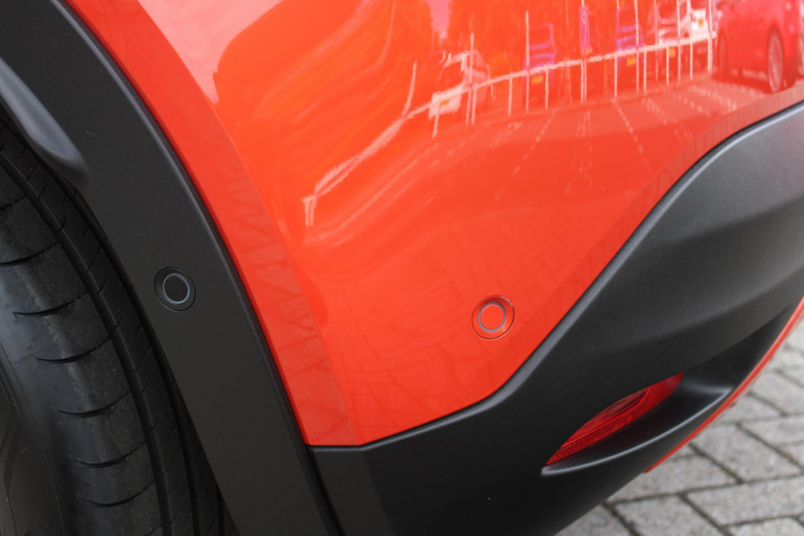 Fiat 600 1.2 110PK Hybrid LA PRIMA | NAVIGATIE | LEDEREN BEKLEDING | ELEKTRISCH BEDIENBARE BESTUURDERSSTOEL MET MASSAGE FUNCTIE | VOORSTOELEN VERWARMD | KEYLESS ENTRY | ADAPTIVE CRUISE CONTROL | SCHAKELFLIPPERS | APPLE CARPLAY | ACHTERUITRIJ CAMERA | DODEHOEKDETECTIE | DAB+ RADIO | DRAADLOOS LADEN |