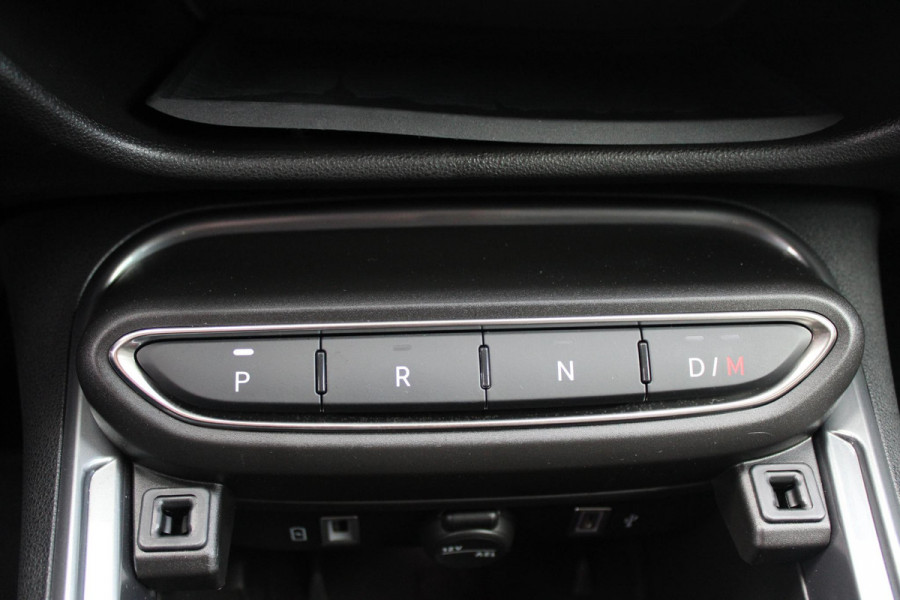Fiat 600 1.2 110PK Hybrid LA PRIMA | NAVIGATIE | LEDEREN BEKLEDING | ELEKTRISCH BEDIENBARE BESTUURDERSSTOEL MET MASSAGE FUNCTIE | VOORSTOELEN VERWARMD | KEYLESS ENTRY | ADAPTIVE CRUISE CONTROL | SCHAKELFLIPPERS | APPLE CARPLAY | ACHTERUITRIJ CAMERA | DODEHOEKDETECTIE | DAB+ RADIO | DRAADLOOS LADEN |