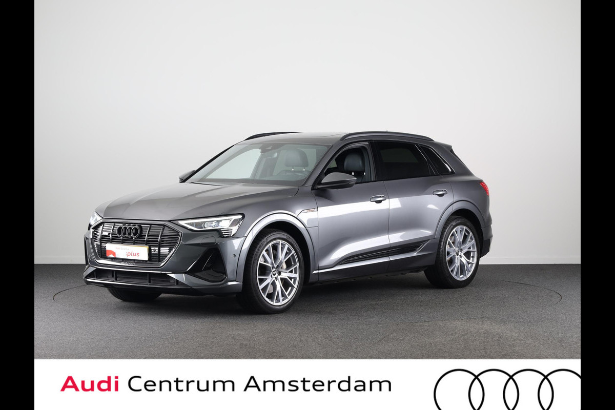 Audi e-tron 55 quattro S-line 95 kWh 408 pk | Navigatie | Panorama dak | Parkeersensoren ( park assist ) | Achteruitrijcamera