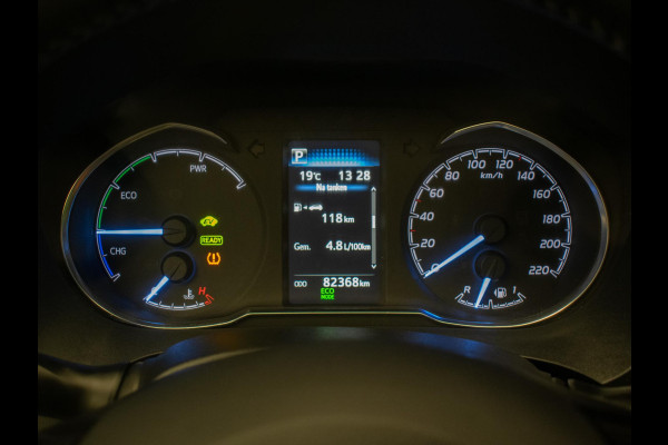Toyota Yaris 1.5 Hybrid Active (NAVI,LED,CRUISE,CAMERA,SPORTSTOELEN,CLIMATE,GETINT,PDC,NETTESTAAT)