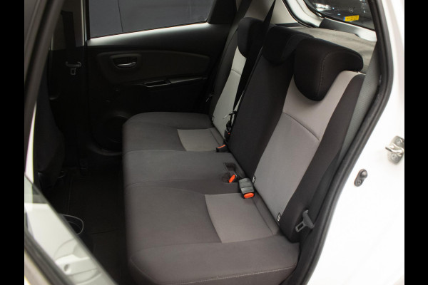 Toyota Yaris 1.5 Hybrid Active (NAVI,LED,CRUISE,CAMERA,SPORTSTOELEN,CLIMATE,GETINT,PDC,NETTESTAAT)