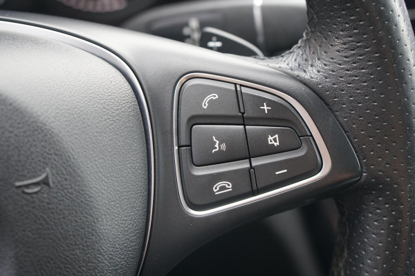 Mercedes-Benz C-Klasse Estate 220 CDI Sport Edition Premium Plus + TREKHAAK / NAVIGATIE / DODEHOEKDETECTIE / STOELVERWARMING